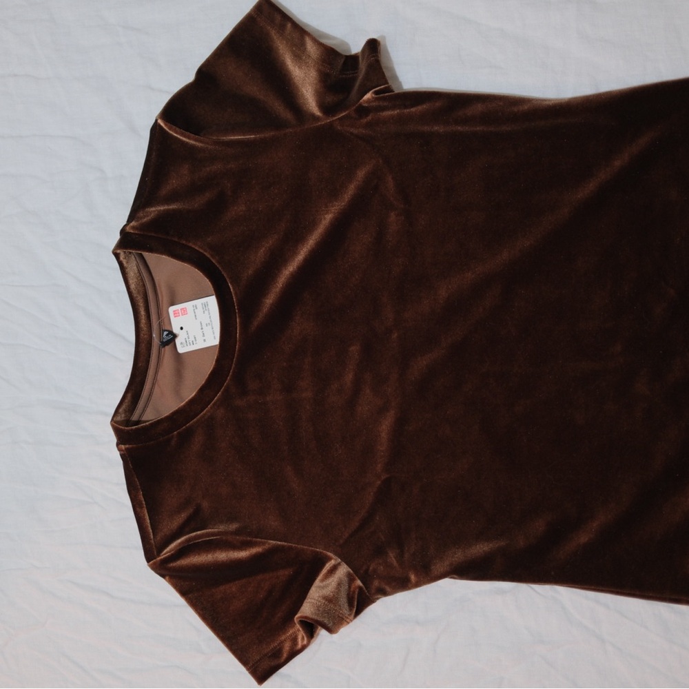 Uniqlo Soft Velour Mini T-Shirt in dark brown